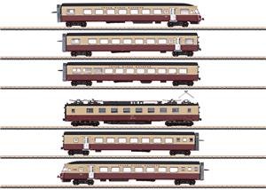 Märklin 88730, treno di automotrici rapide RAe TEE II delle Ferrovie Federali Svizzere in livrea rosso e crema, scala Z.